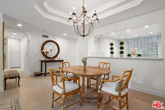 2132 Century Park Lane, Los Angeles CA: https://media.crmls.org/mediaz/dcf32e2e-3294-4a78-ae4c-03382a6e35af.jpg