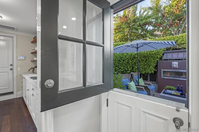 2045 W California St, San Diego CA: https://media.crmls.org/mediaz/dcf41b7b-0fae-484b-baa7-6a102afef32c.jpg