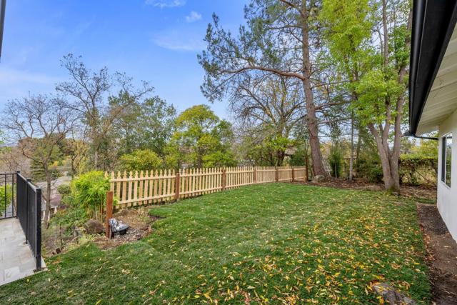 2660 Ross Place, Walnut Creek CA: https://media.crmls.org/mediaz/dcf51182-66ce-49f2-8684-e0caf28b936d.jpg
