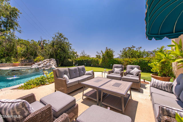 5924 Rainbow Hill Road, Agoura Hills CA: https://media.crmls.org/mediaz/dcf79371-95e6-44ff-b7a0-493f7f65bad8.jpg