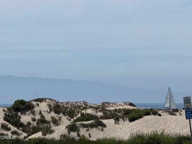 920 CATAMARAN Street, Oxnard CA: https://media.crmls.org/mediaz/dcf81c2e-62c6-455d-9aa4-ad2d3a2df2bf.jpg