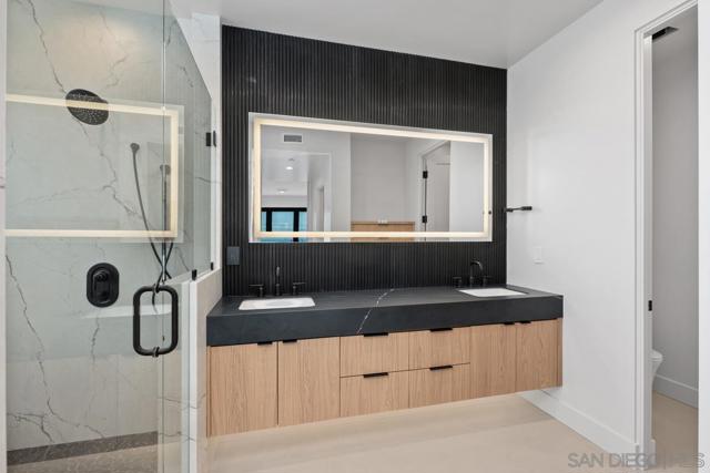 1009 Arcadia Road, Encinitas CA: https://media.crmls.org/mediaz/dcf8d029-b72f-4fc6-b031-e30ae33d20e1.jpg