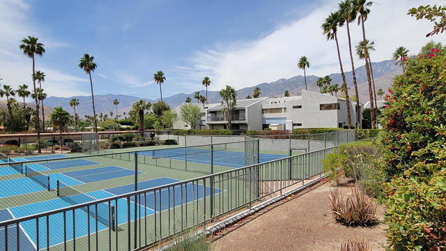 3155 E Ramon Road, Palm Springs CA: https://media.crmls.org/mediaz/dcf8fc15-f2ee-4ea8-9f40-650535264251.jpg