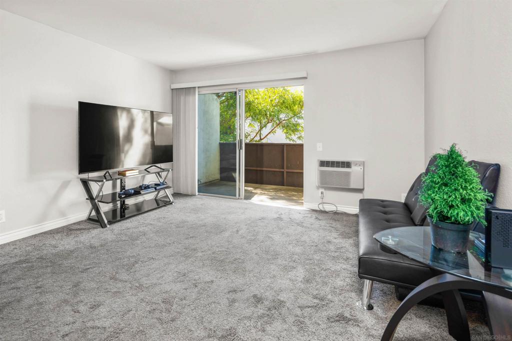 8019 Caminito De Pizza - photo 10