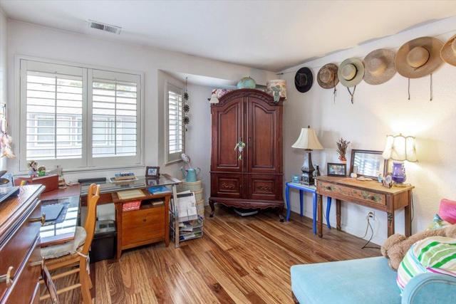 3489 Wine Barrel Way, San Jose CA: https://media.crmls.org/mediaz/dcf93ad7-c022-4ccf-9323-dbb4819454bb.jpg