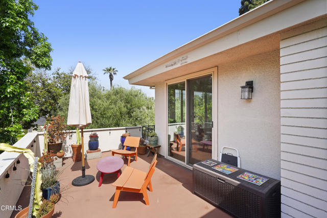 630 S Orange Grove Boulevard, Pasadena CA: https://media.crmls.org/mediaz/dcf9ca32-9002-4844-8d01-97546bda3014.jpg