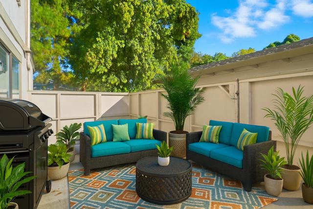 4925 Flat Rock Circle, San Jose CA: https://media.crmls.org/mediaz/dcfa814d-17bb-4175-880b-c1aa8fc73c56.jpg