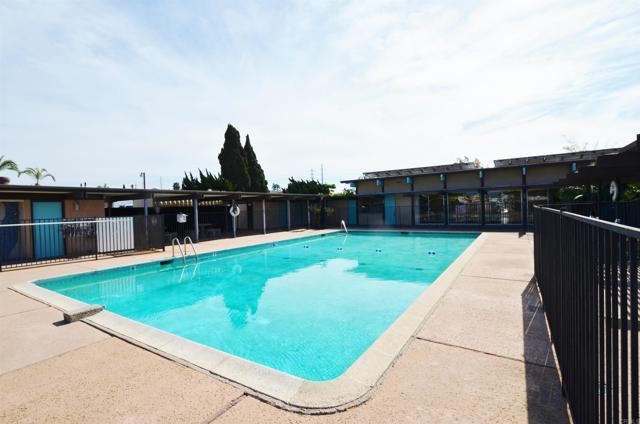 Detail Gallery Image 30 of 35 For 1425 Second Ave #105,  Chula Vista,  CA 91911 - 3 Beds | 2 Baths