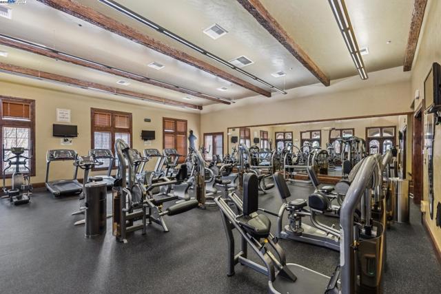 Image 40 of 59 For 4661 Rimini Ct  43