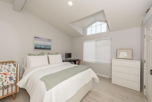 Detail Gallery Image 4 of 13 For 121 Orange Ave #99,  Chula Vista,  CA 91911 - 3 Beds | 2 Baths