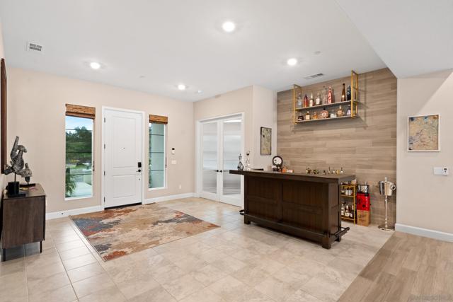 21992 Wilgen Rd, Escondido CA: https://media.crmls.org/mediaz/dcfc2324-f552-4ce6-bf64-33c92ed69950.jpg