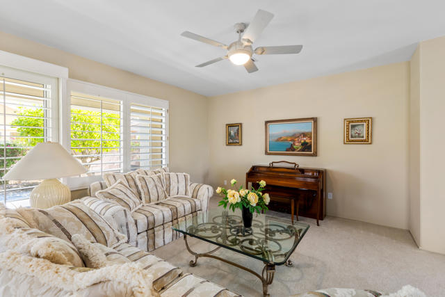 78664 Platinum Drive, Palm Desert CA: https://media.crmls.org/mediaz/dcfd13e9-0097-43f8-9074-f3aeb2b4a9bc.jpg