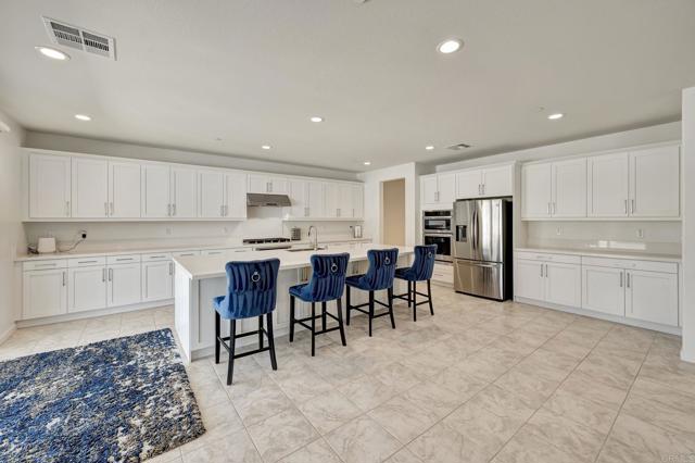 Detail Gallery Image 13 of 70 For 32797 Hayden Rd, Menifee,  CA 92584 - 5 Beds | 4/1 Baths