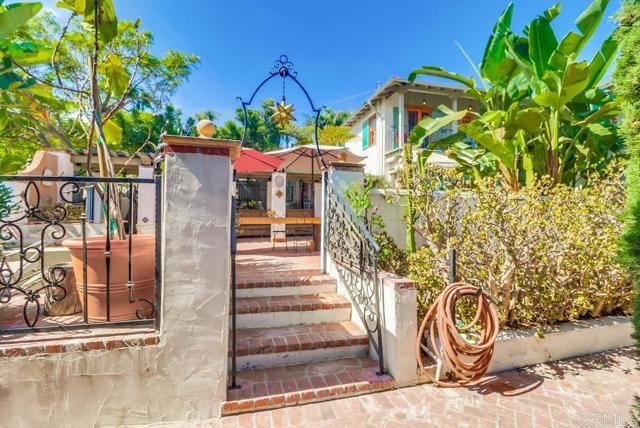 Detail Gallery Image 68 of 73 For 3014 Xenophon St, Point Loma,  CA 92106 - 5 Beds | 3 Baths