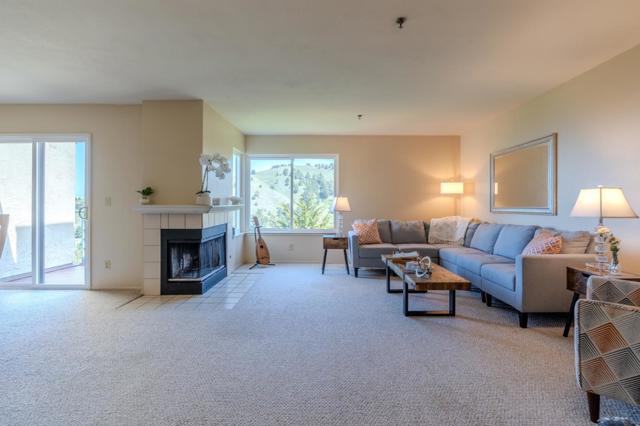 945 Fassler Avenue, Pacifica CA: https://media.crmls.org/mediaz/dcff32e6-a246-4c2c-b7dd-a665cdc6b06b.jpg