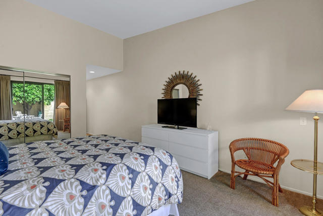 44842 Guadalupe Drive, Indian Wells CA: https://media.crmls.org/mediaz/dd00bb43-355e-44ae-a952-f36fd33236e2.jpg
