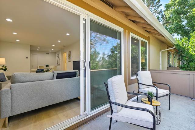 2452 W Bayshore Road, Palo Alto CA: https://media.crmls.org/mediaz/dd00e886-5f6c-4c89-acb4-1e52add6f274.jpg