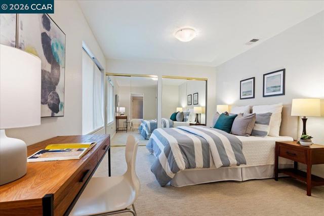 7 Doral Dr, Moraga CA: https://media.crmls.org/mediaz/dd01056d-37b2-4b2d-8730-20e69a3701a6.jpg