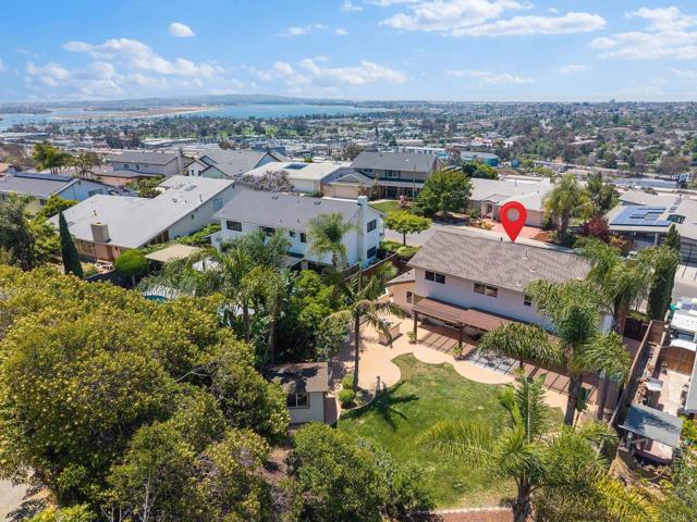 3903 Cadden Way, San Diego CA: https://media.crmls.org/mediaz/dd01a846-f0cf-4554-8fb4-3ab055250455.jpg