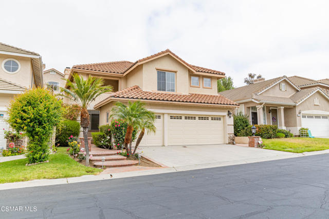 3063 Espana Lane, Thousand Oaks CA: https://media.crmls.org/mediaz/dd020ea6-5c4a-4376-aaa4-5b4ffb863f3e.jpg