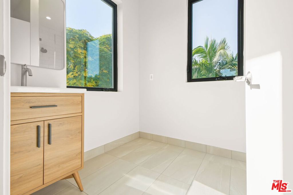 MLS #25616219 image #20