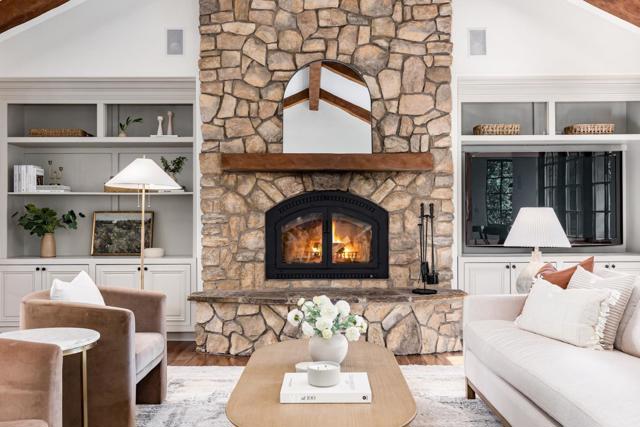 114 Zanzibar Drive, Aptos CA: https://media.crmls.org/mediaz/dd0329cb-74a9-4e5d-9c71-c7cb65b56e09.jpg