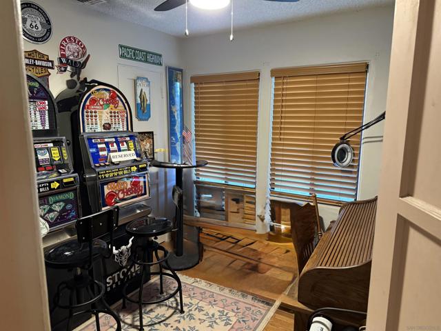 3761 Poe Street, San Diego CA: https://media.crmls.org/mediaz/dd03839c-9b71-4e86-b3e2-d338a2535848.jpg