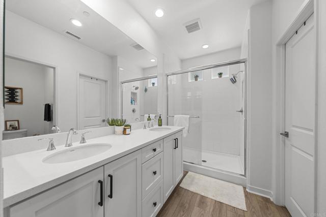 Detail Gallery Image 11 of 29 For 45218 via Vela, Temecula,  CA 92592 - 3 Beds | 2/1 Baths