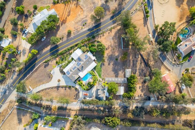 13764 McNally Rd, Valley Center CA: https://media.crmls.org/mediaz/dd0400db-56b9-4103-8799-4d58b1ec59b9.jpg
