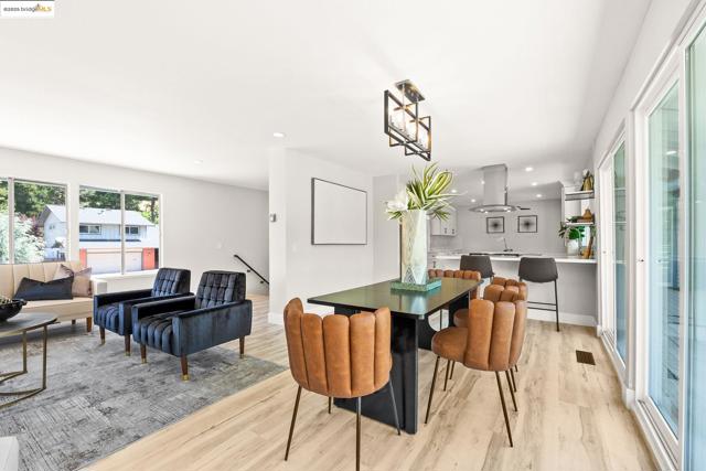 3459 Pinewood Dr, Hayward CA: https://media.crmls.org/mediaz/dd042897-c2f6-4012-9fef-425102c2cbcb.jpg