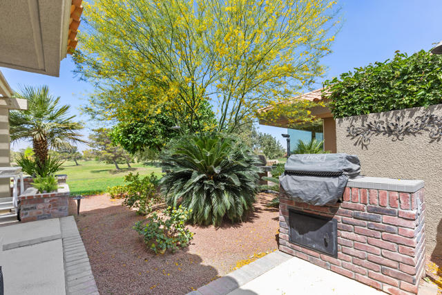 32 Colonial Drive, Rancho Mirage, CA 92270