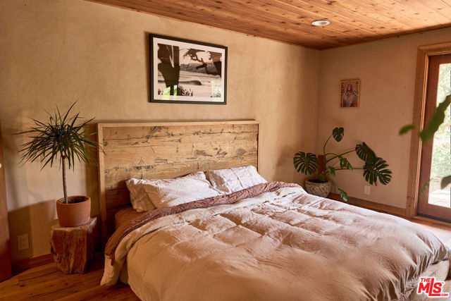 5 Bed Home for Sale in Topanga, California