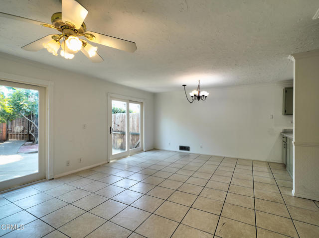 Detail Gallery Image 9 of 20 For 421 N Palm Ave, Santa Paula,  CA 93060 - 3 Beds | 1/1 Baths