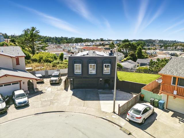 102 Dennis Drive, Daly City CA: https://media.crmls.org/mediaz/dd05ea85-df00-48f5-98e2-611d55f297a5.jpg