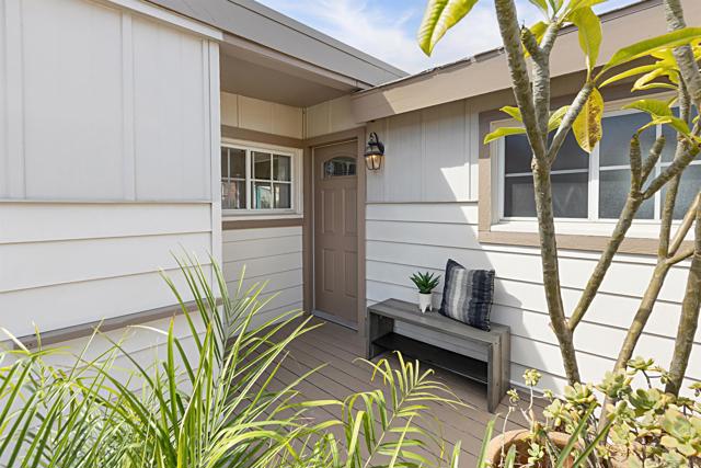 2534 Bartel St, San Diego CA: https://media.crmls.org/mediaz/dd0659a4-b0be-424c-a4e2-d1cc5561d208.jpg