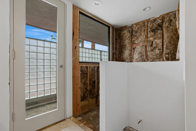 855 W Coronado Avenue, Palm Springs, CA 92262