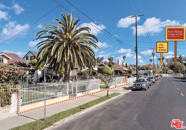 1926 Eastlake Avenue, Los Angeles CA: https://media.crmls.org/mediaz/dd06775b-b6f7-4a9e-8609-4015ed060eff.jpg