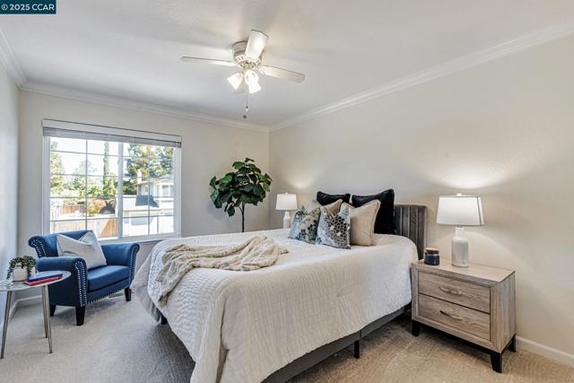 321 Chardonnay Cir, Clayton CA: https://media.crmls.org/mediaz/dd06e3bf-65d6-458a-8d0f-0f6a2c27ad50.jpg