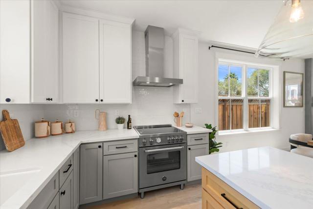 14 Staggi Court, Soquel CA: https://media.crmls.org/mediaz/dd08d14d-6b60-4f12-a7b2-057736584291.jpg