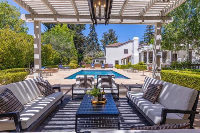 2181 Parkside Avenue, Hillsborough CA: https://media.crmls.org/mediaz/dd09a682-6858-4849-bfc2-45b8349401d6.jpg