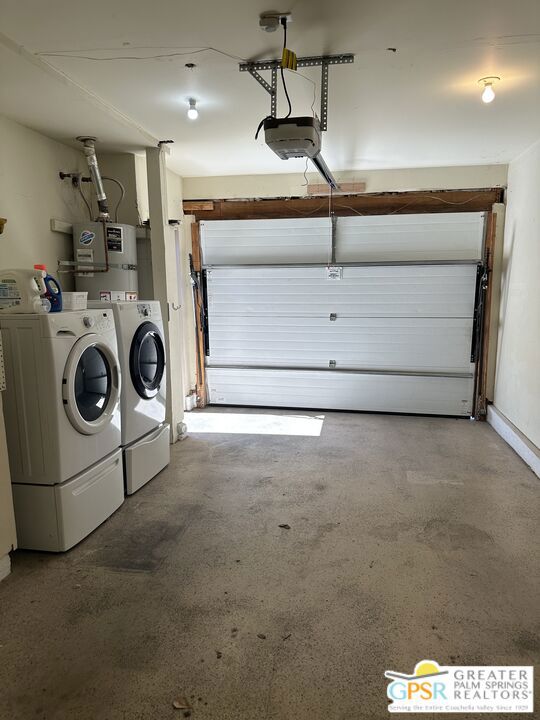 867 N Calle De Pinos, Palm Springs CA: https://media.crmls.org/mediaz/dd09c435-50c0-454f-b7c7-7087992f024e.jpg
