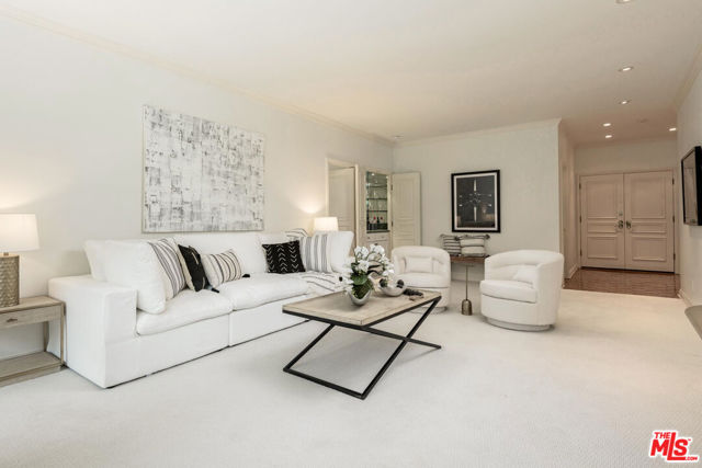 67 Seaview Drive, Santa Barbara CA: https://media.crmls.org/mediaz/dd09d46b-1f57-4d8d-9f9d-4a0b3c425c3d.jpg