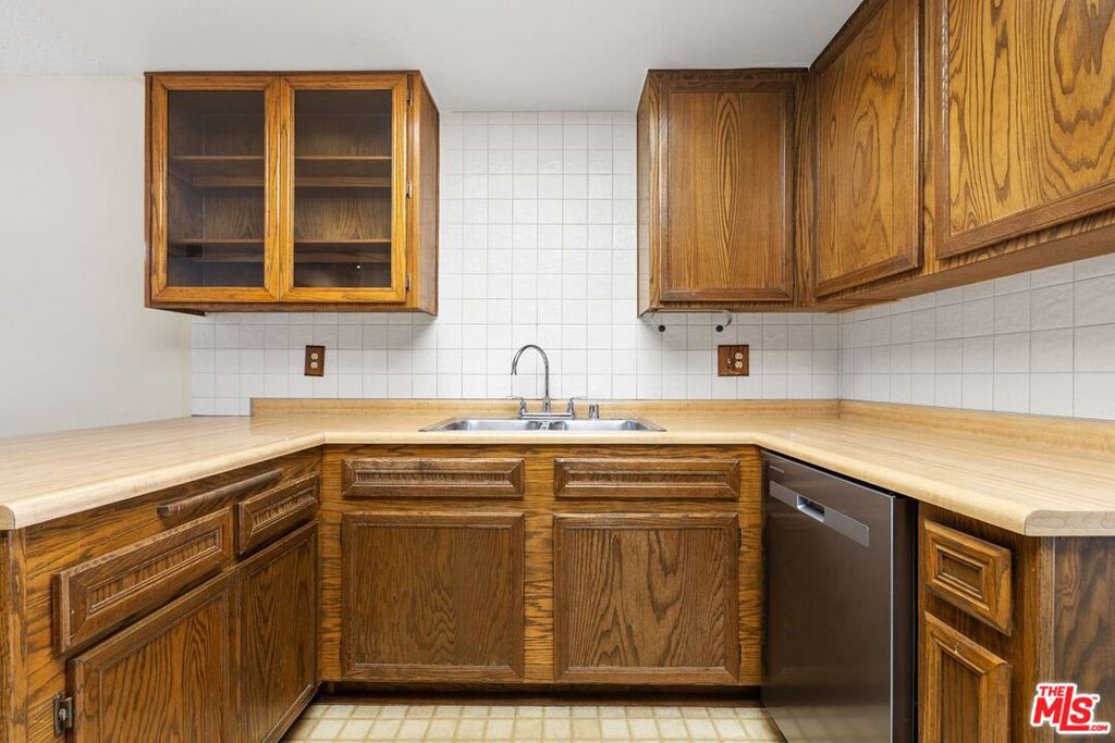 455 Bancroft - photo 11