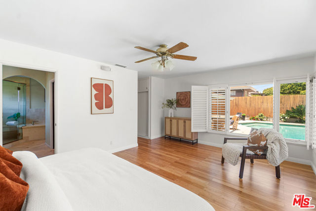 5210 S Corning Avenue, Los Angeles CA: https://media.crmls.org/mediaz/dd0b9999-8b7b-42e9-858b-6a1b60c0d505.jpg