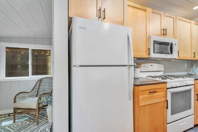 160 Woodland Drive, Ben Lomond CA: https://media.crmls.org/mediaz/dd0c2e41-b5d9-4bbf-971f-49ec0582dd83.jpg