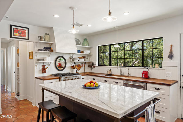 Detail Gallery Image 18 of 59 For 607 N Mill St, Santa Paula,  CA 93060 - 4 Beds | 4 Baths