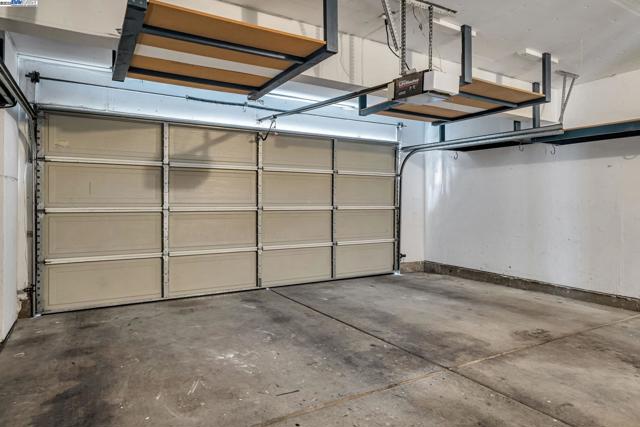 1549 Trimingham Drive, Pleasanton CA: https://media.crmls.org/mediaz/dd0ca680-d4a4-4f62-af69-0619e5798ad0.jpg