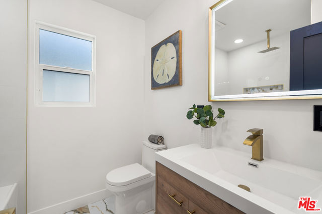 10425 Jordan Avenue photo 13