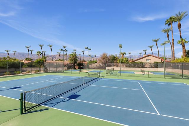 177 Winterhaven Circle, Palm Desert, CA 92260