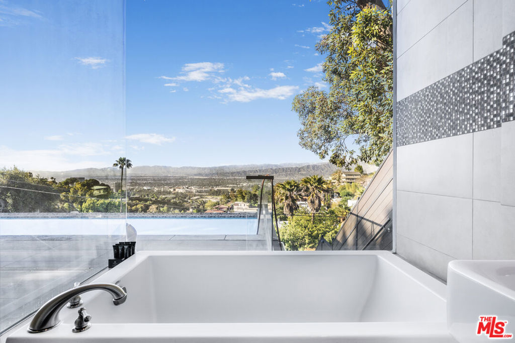 MLS #25617473 image #27